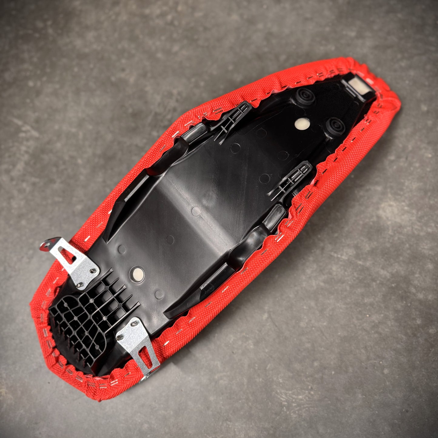 CRF Tall Gripper Seat Assembly